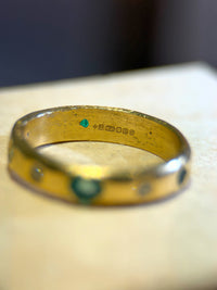 Emeralds and Diamonds All Around Band 18 Ct Yellow Gold