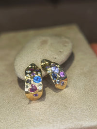 Abstract Art Semi Hoop Earrings with Sapphires in 18 Ct Gold