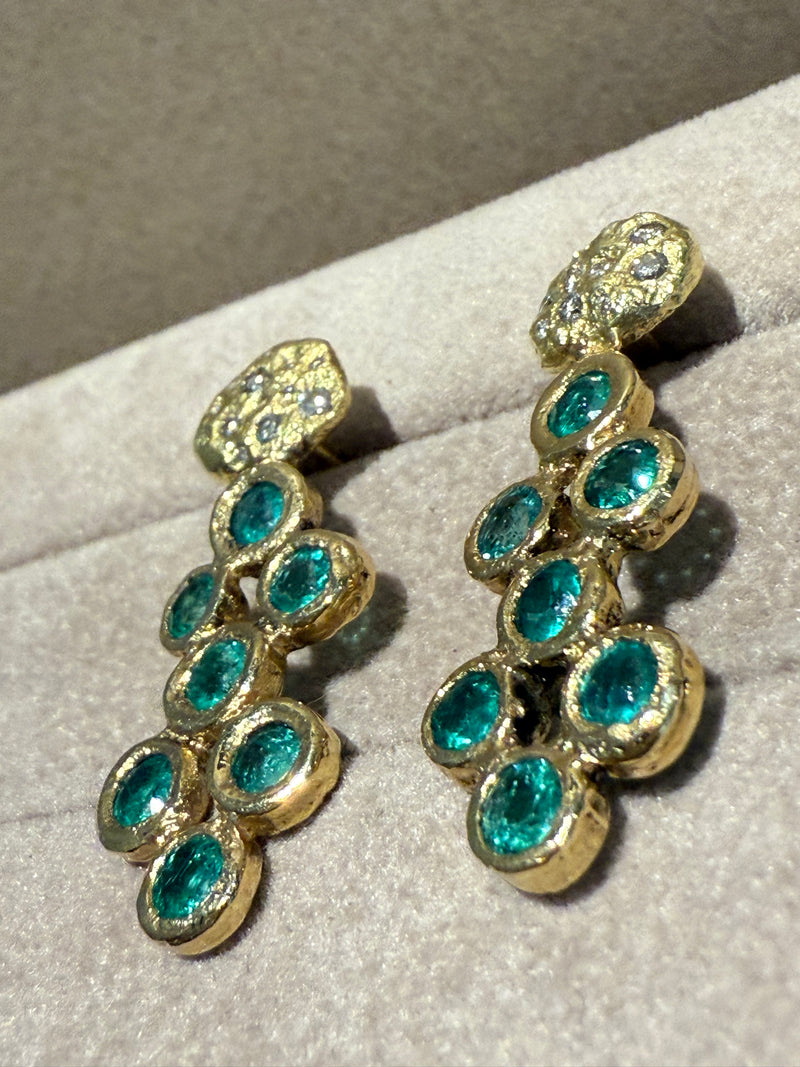 Pebbles Emerald Bezel Set Earrings with Diamonds 18 Ct Gold
