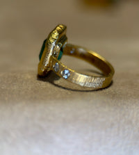 GIA Certified 2.9 Ct Colombian Emerald Ring with Diamonds in 18 Ct Gold