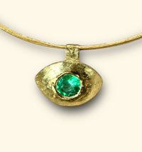 “Esmeralda Eye” Certified 2 Ct Emerald Round Large Evil Eye Wire Torque Collar Necklace 18 Ct Gold