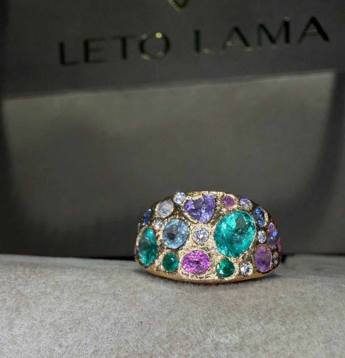 Sapphires and Diamonds Dome Ring 18 Ct Gold “Precious Garden”