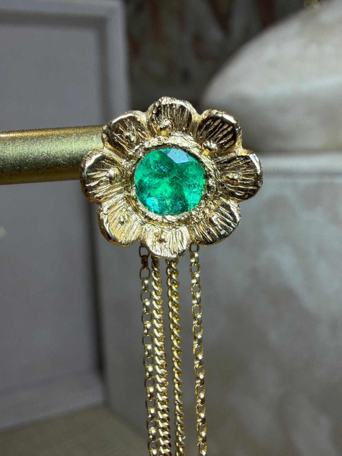Flower Colombian Emerald Earrings 2 in 1 with removable fringe 18 Ct Gold