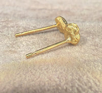 (Collected - Bespoke Variations available) Bezel Set Wobbly Baby Mini Emerald Heart Studs 18 Ct Gold (Pair)