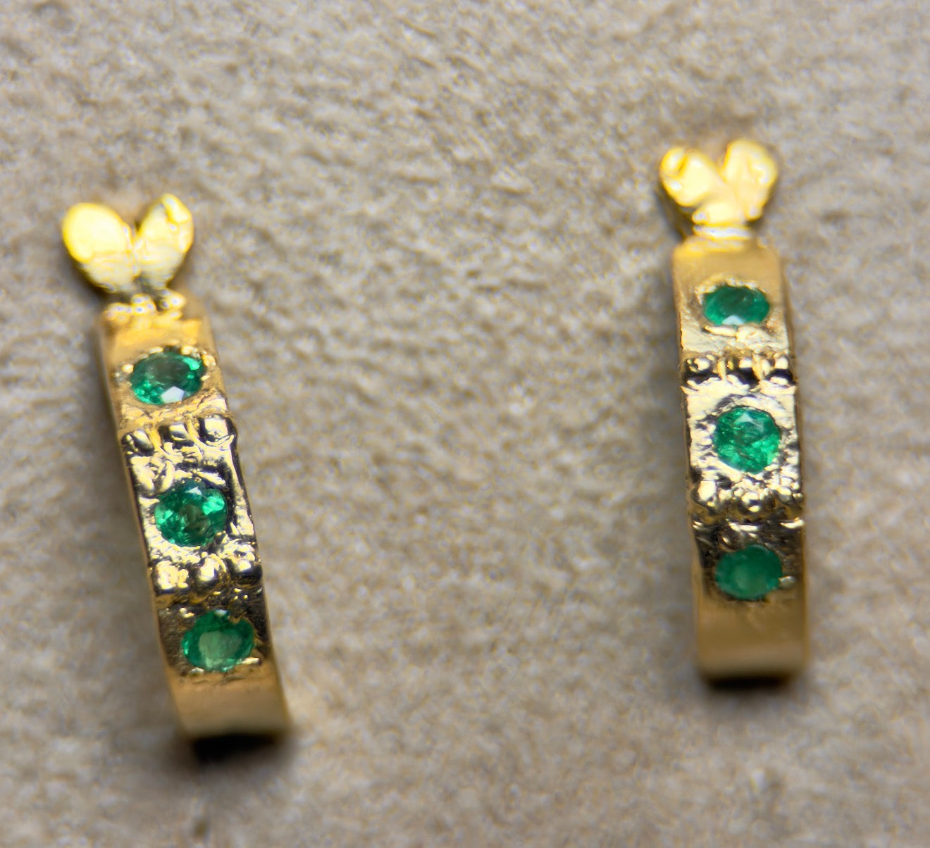 Colombian Emerald Semi Hoops in 18 ct Gold (Pair)