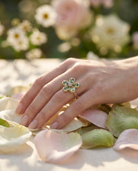 Blossom Sapphires Flower in 18ct Gold One of a kind (Try it at Stardust London, 101 Walton Street)