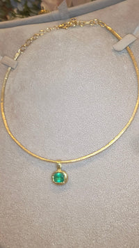 2.24 Cts Emerald Cushion Cut Wire Collar Chain 18 Ct Gold