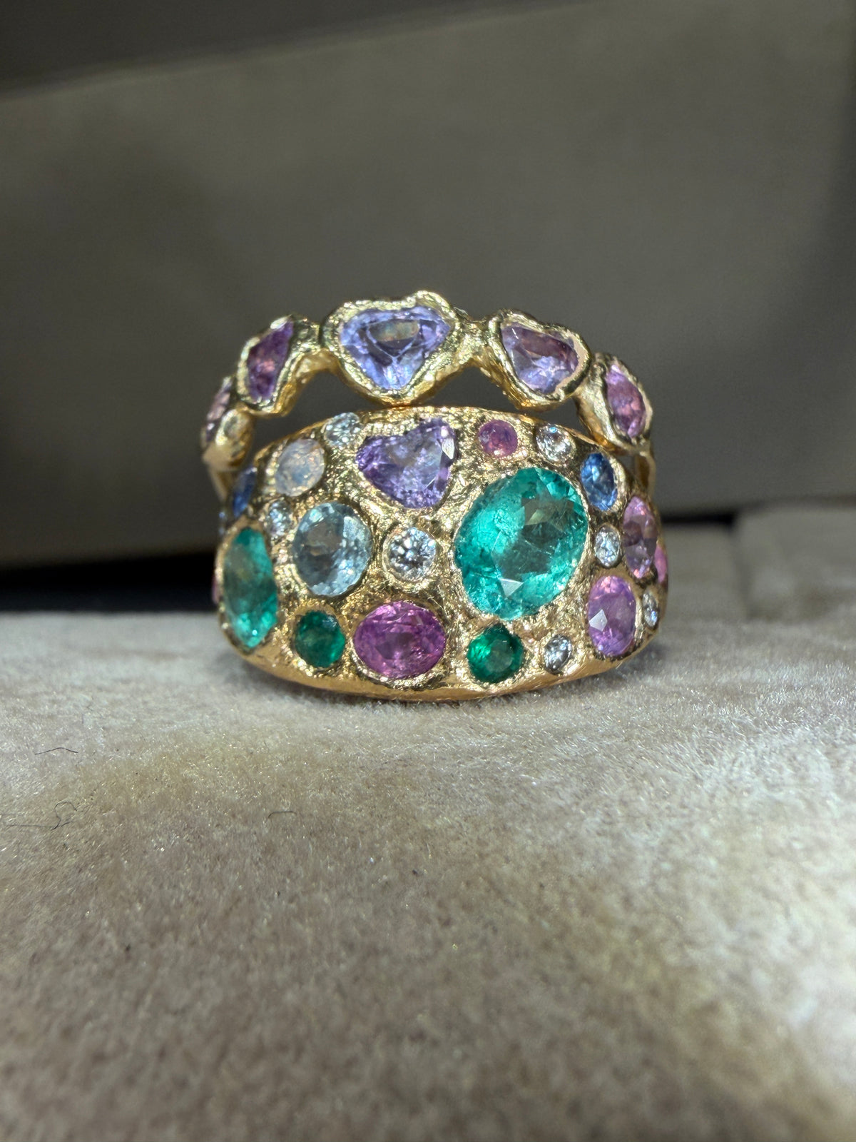 Sapphires and Diamonds Dome Ring 18 Ct Gold “Precious Garden”