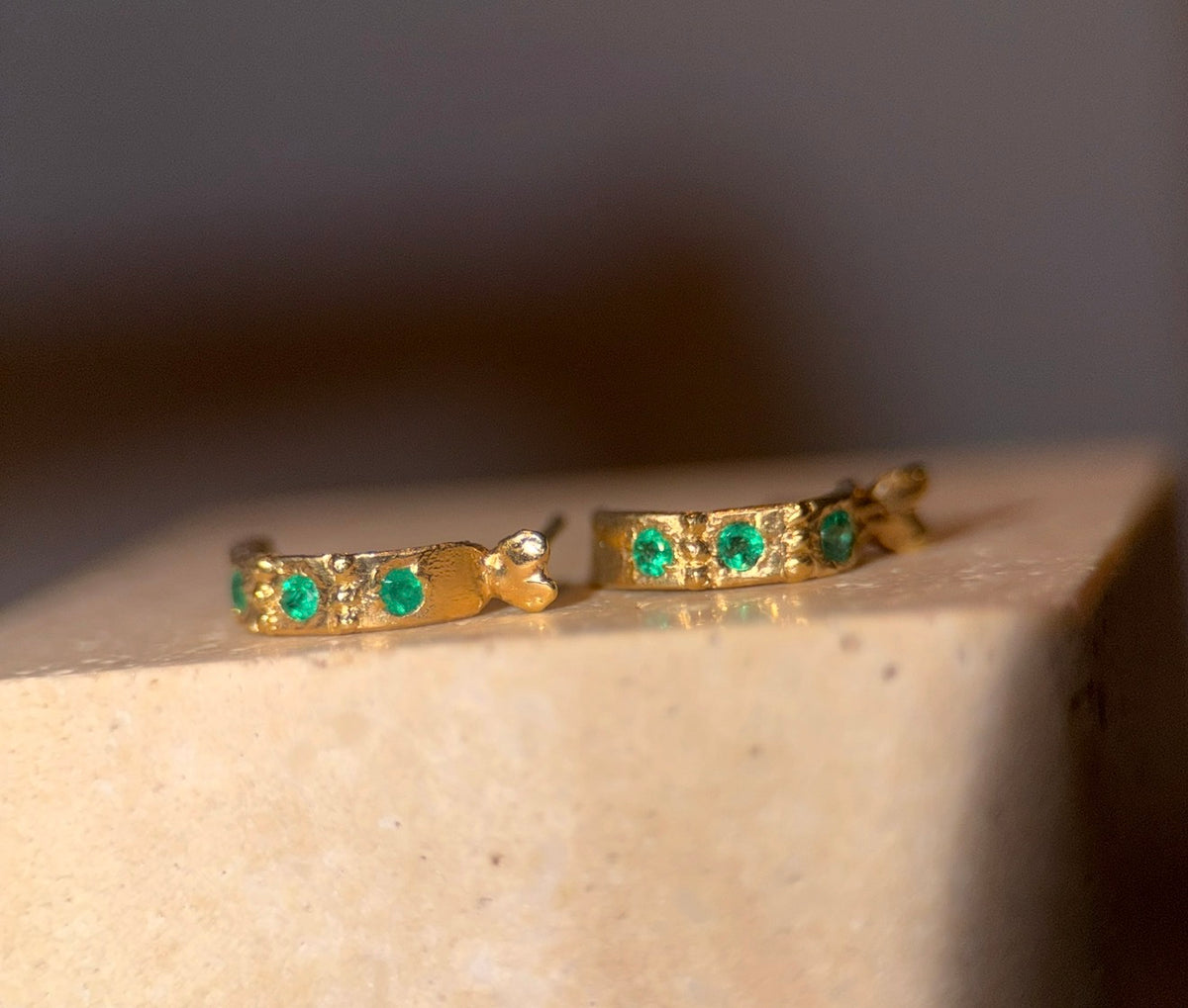 Colombian Emerald Semi Hoops in 18 ct Gold (Pair)