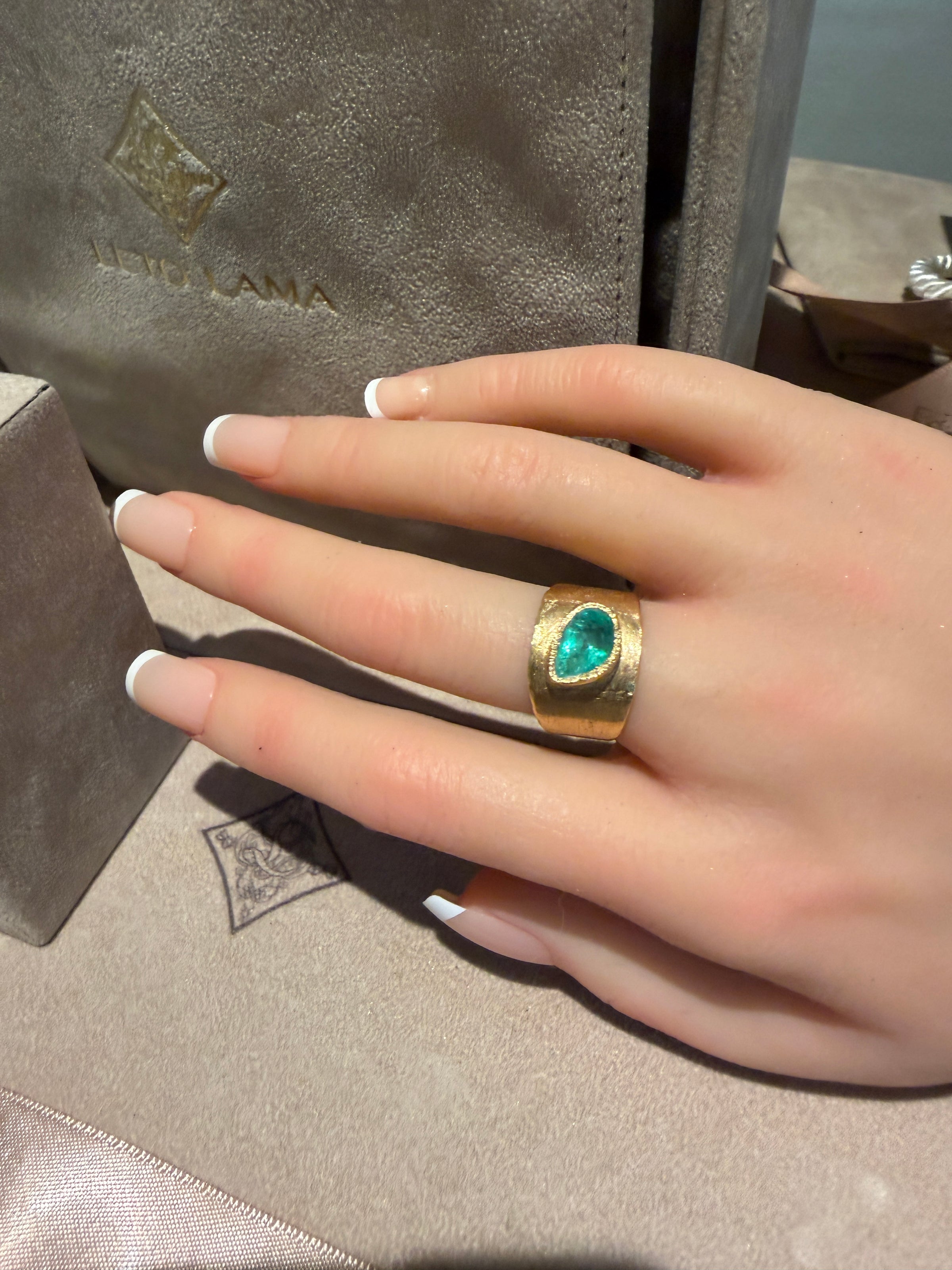Muzo Colombian Emerald 1.6 Ct Certified Cigar Ring
