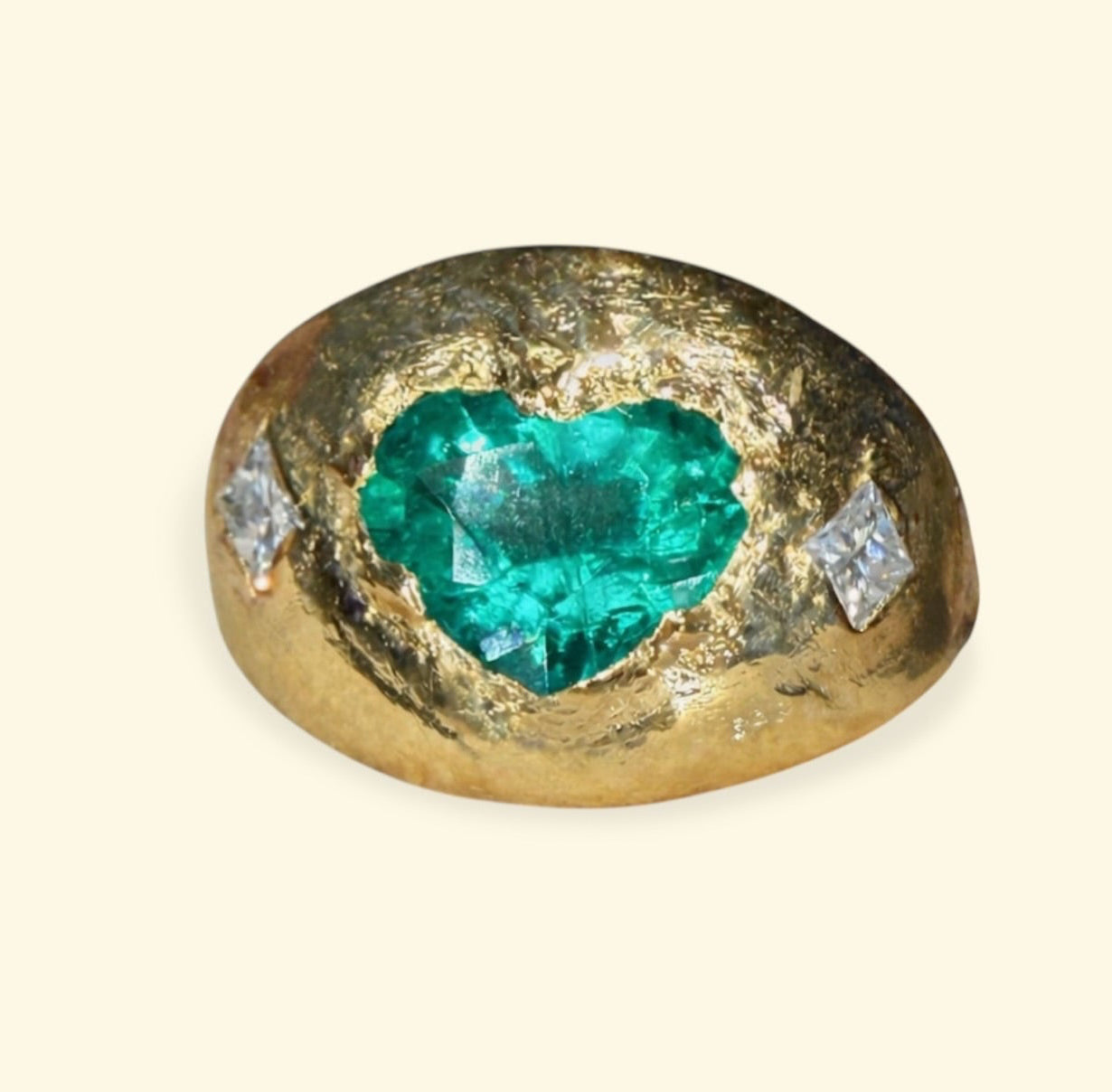 Chubby Cupid Band Colombian Emerald Heart Ring with Princess Diamonds 18 Ct Gold
