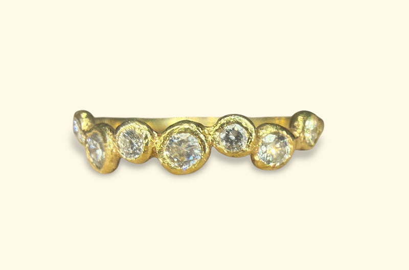 Diamonds Bezel Bubble Band 18 Ct Yellow gold (Available at Madlords, Paris)