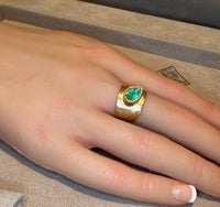 Muzo Colombian Emerald 1.6 Ct Certified Cigar Ring