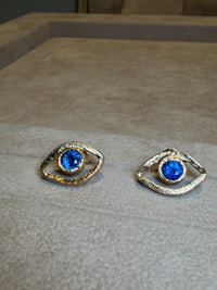 Blue Sapphire Eye Stud Earrings 18 Ct Yellow Gold