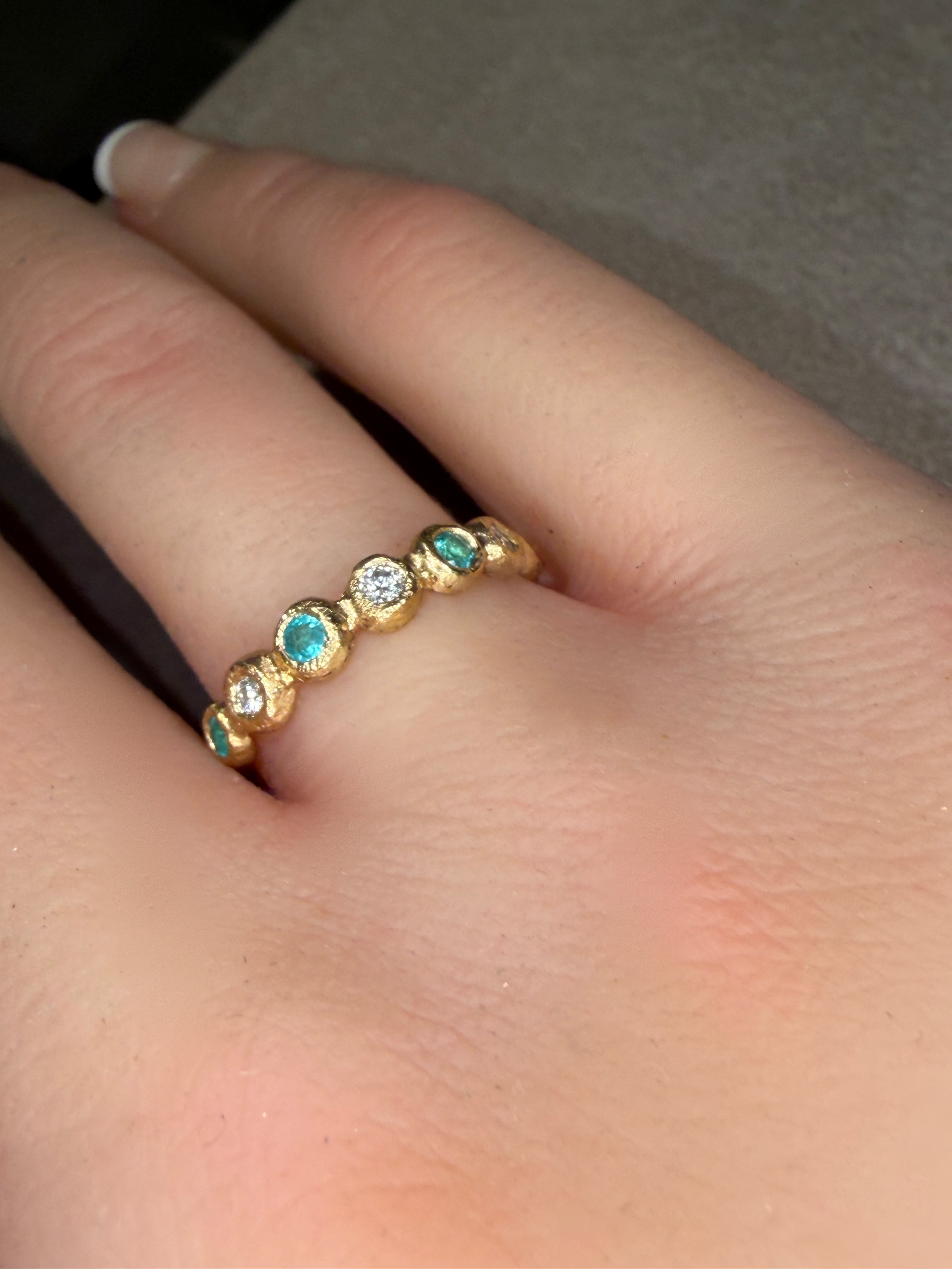 Paraiba and Diamonds Bubble Band 18 Ct Gold