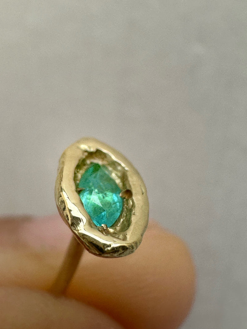 Atlantis Eyes 18K Yellow Gold Natural Brazilian Paraiba Neon Blue Tourmaline Marquise (Single Stud Available Only One Left)