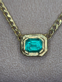 GIA Certified 2.9 Cts Colombian Emerald Half Bezel Set- Cuban Links Chain necklace & choker in 19 Ct Gold