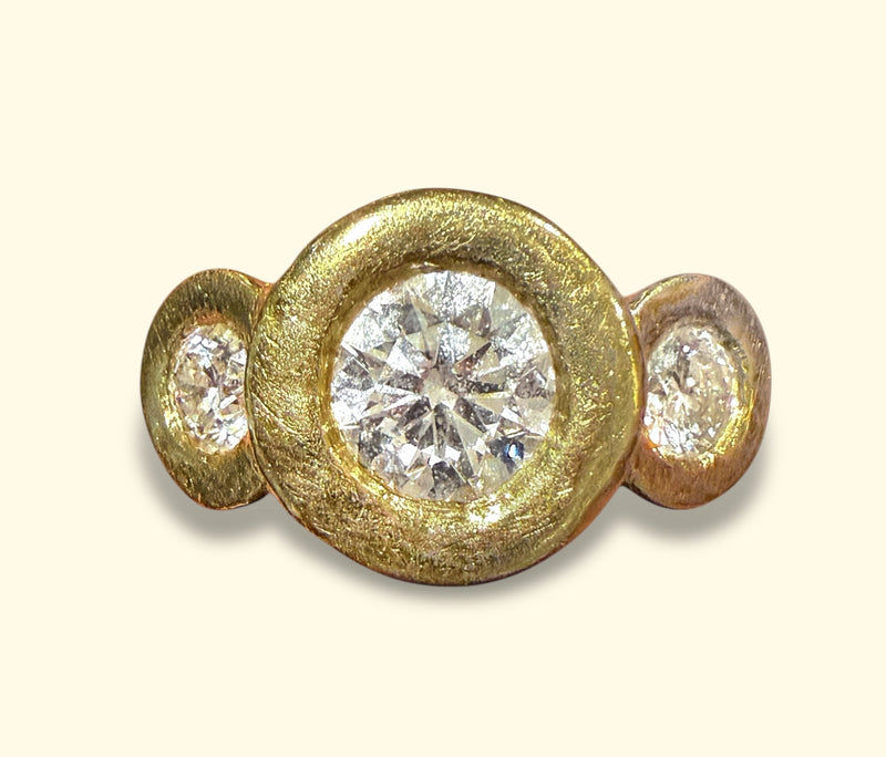 3 Ct Diamond Trilogy - E VVSI GIA Certified in 22 Ct Yellow Gold