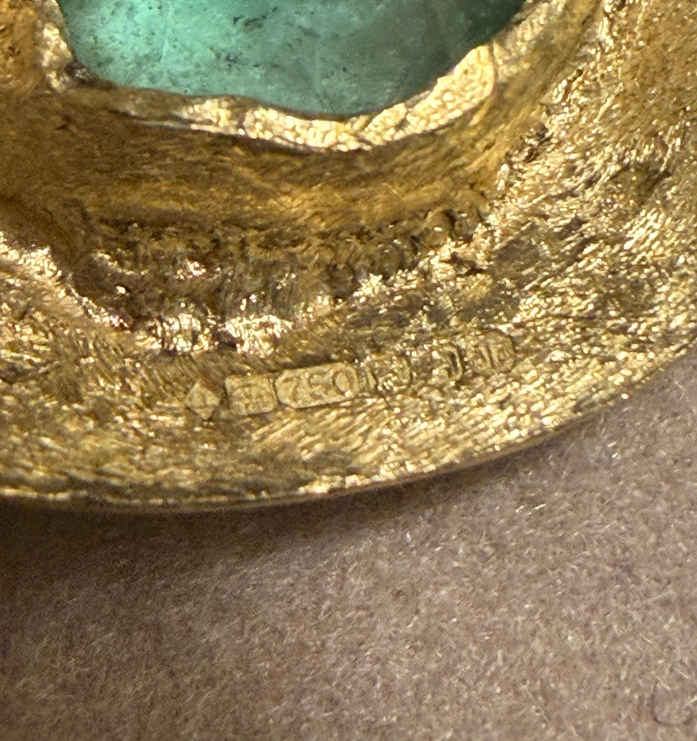 “Esmeralda Eye” Certified 2 Ct Emerald Round Large Evil Eye Wire Torque Collar Necklace 18 Ct Gold