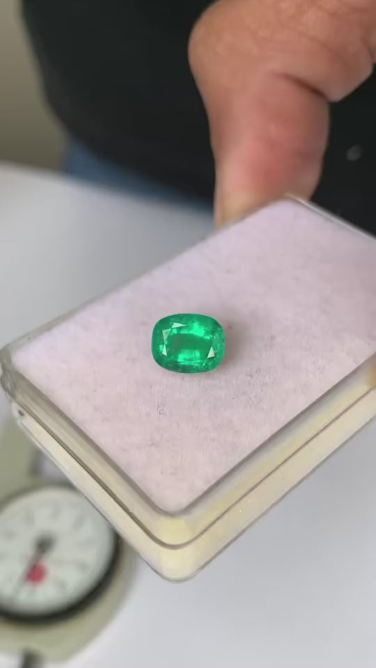 2.29 Cts IGI Certified Emerald Cushion Cut from Zambia