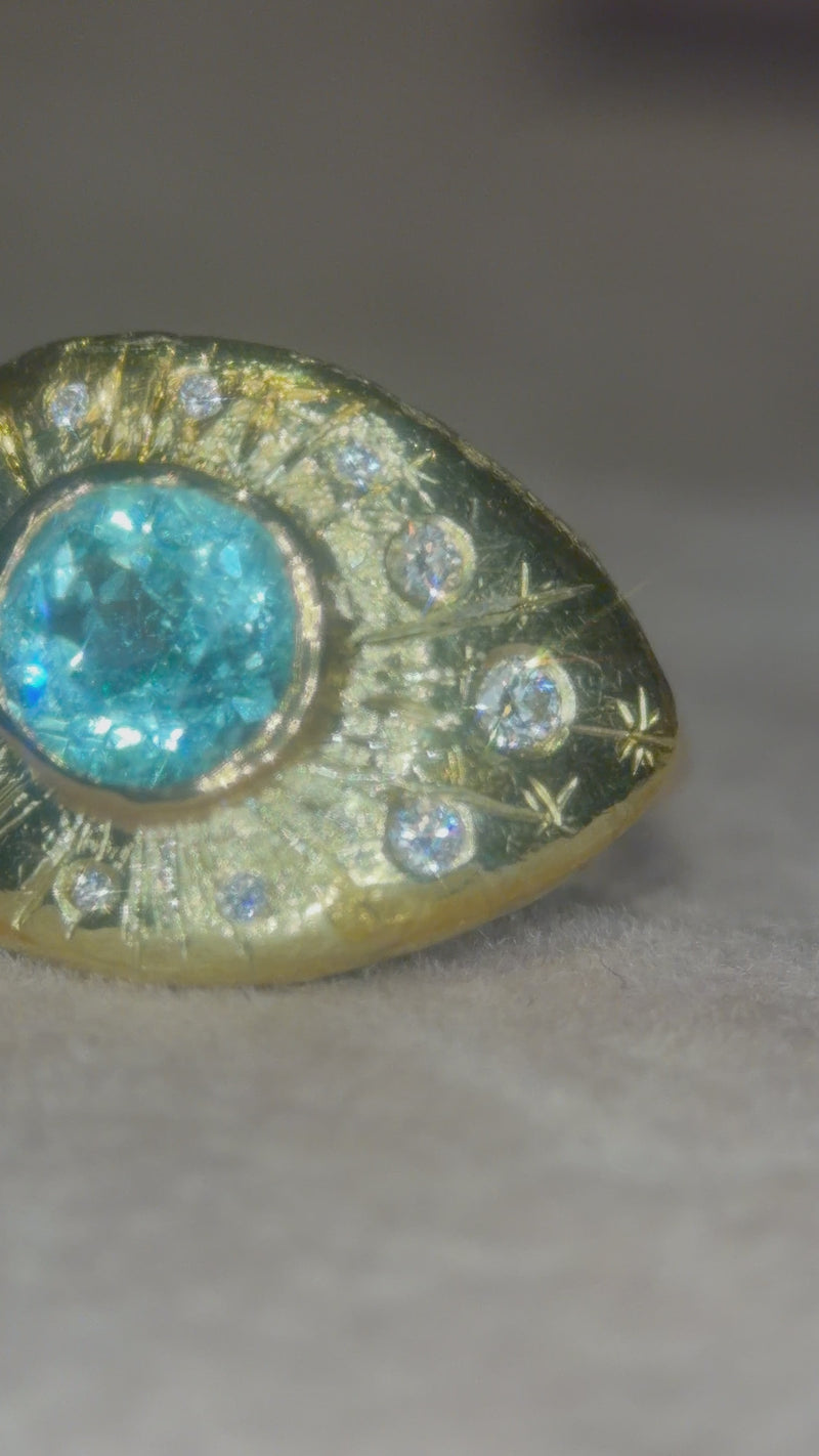 1 Cts Paraiba Eye Ring with Diamonds 18 Ct Gold  (Available at Madlords, Paris)